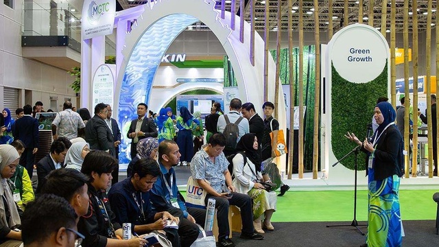 IGEM 2024 Hall 1,2,3,4,5 — 43