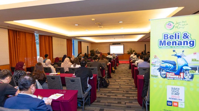 Briefing session @ Lounge 4 — 11