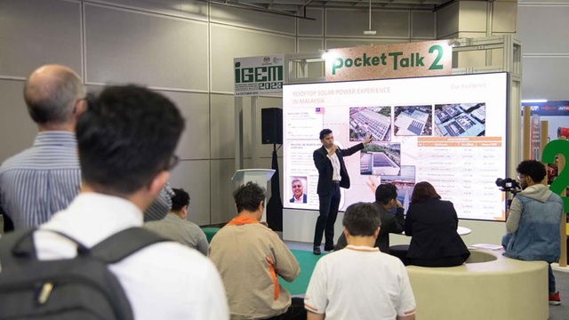 Pocket Talk — 206