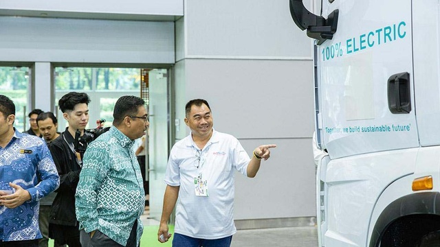 IGEM 2024 DAY 3 VIP Visit — 72
