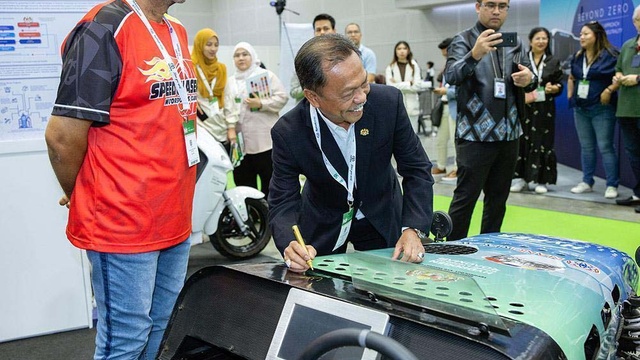 IGEM 2024 DAY 3 VIP Visit — 79