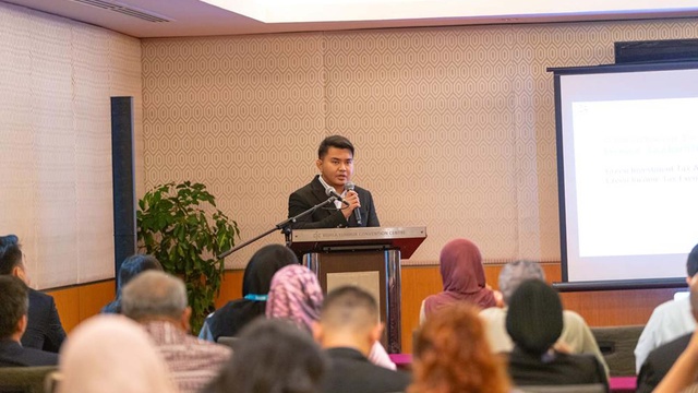 Briefing session @ Lounge 4 — 17