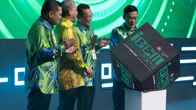 Opening Ceremony — 19