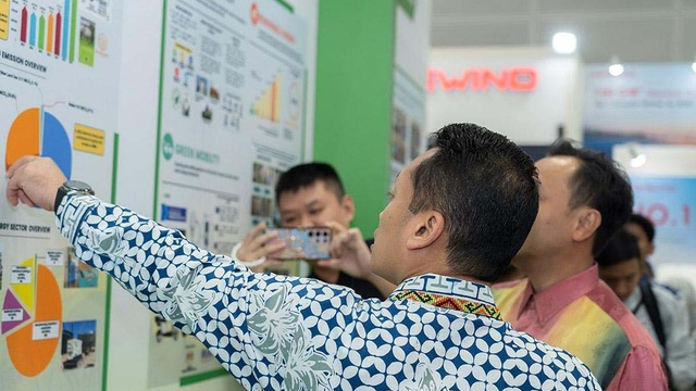 IGEM 2024 Hall 1,2,3,4,5 — 98